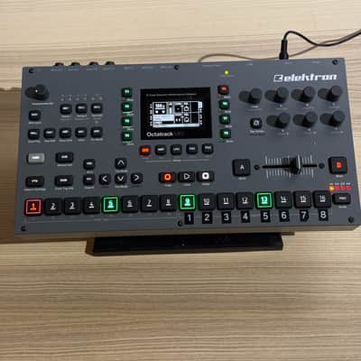 Elektron Octatrack MkII Dynamic 8-Track Performance Sampler 2017 - 2021 - Gray image 2