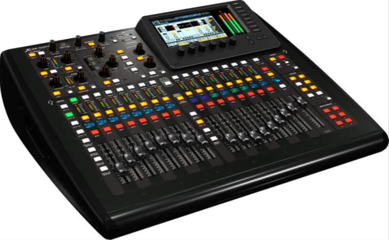 Behringer X-32 Compact 40-Input Digital Mixer image 1