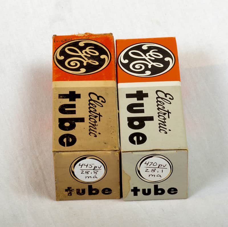 Matched Pair GE 6L6GC Power Tubes – USA Made – Tests Strong – Vintage American Tone image 1
