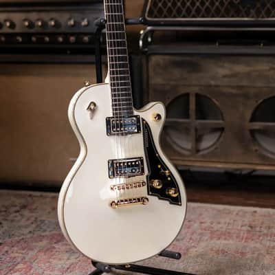Duesenberg Fantom A Electric Guitar - Aged White with Hardshell Case - Demo image 21