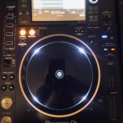 Pioneer DJ CDJ 2000NXS2 Pair Professional DJ Media Players - Excellent Condition image 1