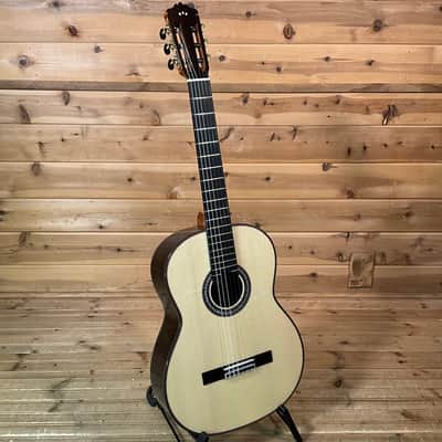 Cordoba C10 SP Acoustic Guitar - Natural image 2