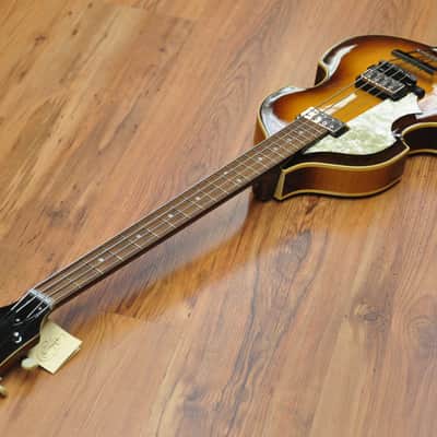 Höfner Violin Bass 500/1 Lefty Sunburst image 10
