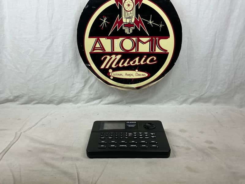 Alesis SR-16 Drum Machine 2010s - Black image 1