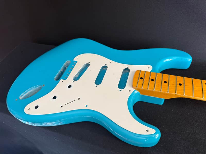 🔥 Fender Custom Shop 1969 Stratocaster Journeyman Relic Body – Rare Taos Turquoise – COA & Neck Plate – 3 lbs 🔥 image 1