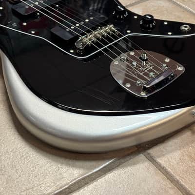 2026 Fender MIJ made in Japan Starmaster Black / Silver image 3