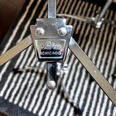 DW 6000 light weight drum & cymbal stands pack with case image 3