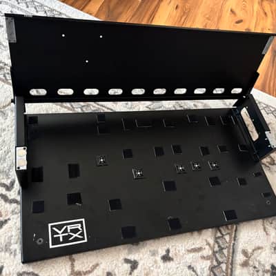Vertex Tour Compact Pedalboard MKII with TC1 Riser 2022 - Present - Black image 2