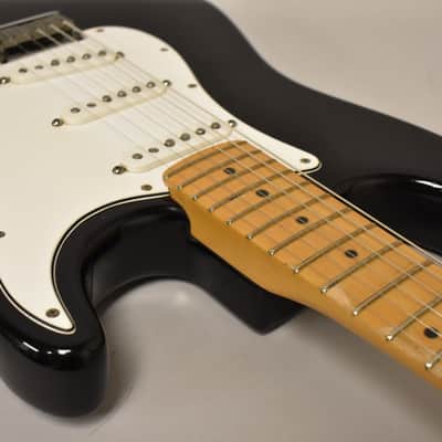 1995 Fender American Standard Stratocaster Black w/HSC image 9