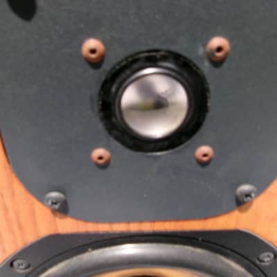 Pickup Mass Vintage Focal Bookshelf Speakers w Custom Solid Oak Cabintets France image 3