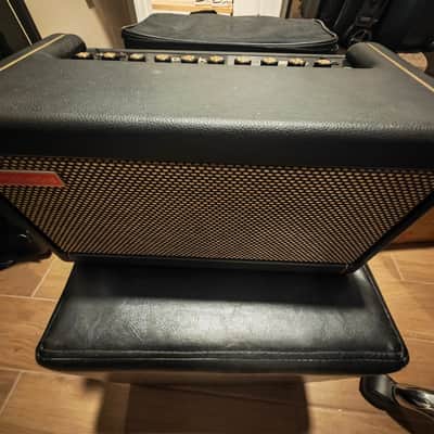 Positive Grid Spark 40 40-Watt 2x4" Modeling Guitar Combo image 2