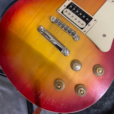 Epiphone Les Paul Classic 2020 - 2025 - Heritage Cherry Sunburst image 5