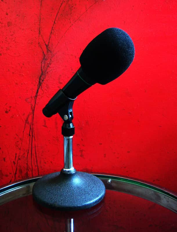 Vintage 1990's AKG D3700S Hyper Cardioid Dynamic Microphone Low Z w accessories D1000E D190E D3700 # 4 image 1
