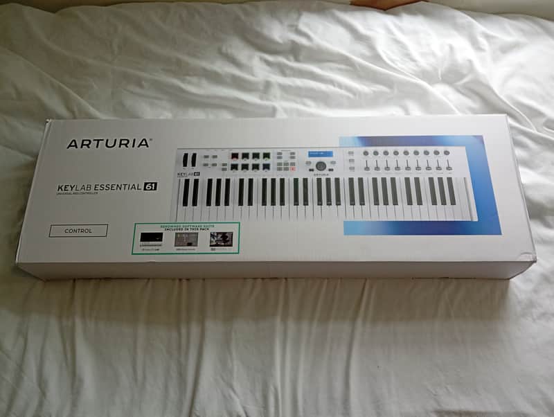Arturia KeyLab Essential 61 MIDI Controller 2017 - Present - White image 1