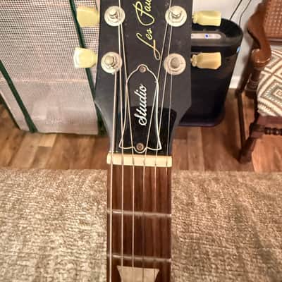 2003 Gibson Les Paul Studio Ebony – Excellent+ condition, case + paperwork image 3