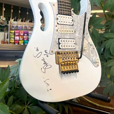 Ibanez JEM7V WH 1998 * Signed by Steve Vai * image 3