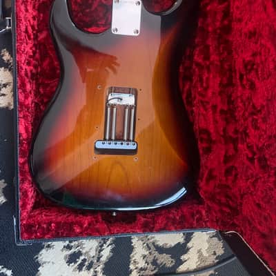 Fender American Original '60s Stratocaster with Rosewood Fretboard 2018 - 3-Color Sunburst image 4