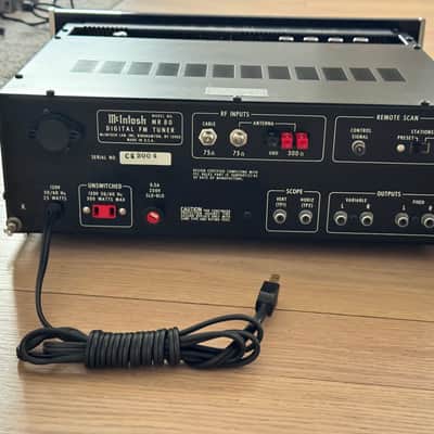 Vintage McIntosh MC2255 250-Watt Stereo Solid State Power Amplifier 1981 - 1986 - Black image 6