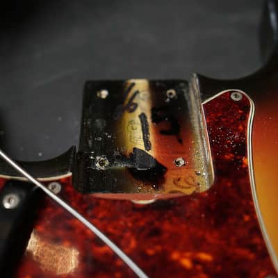 Fender Vintage 1966 P-Bass Left-Handed w/OHSC Bild 9