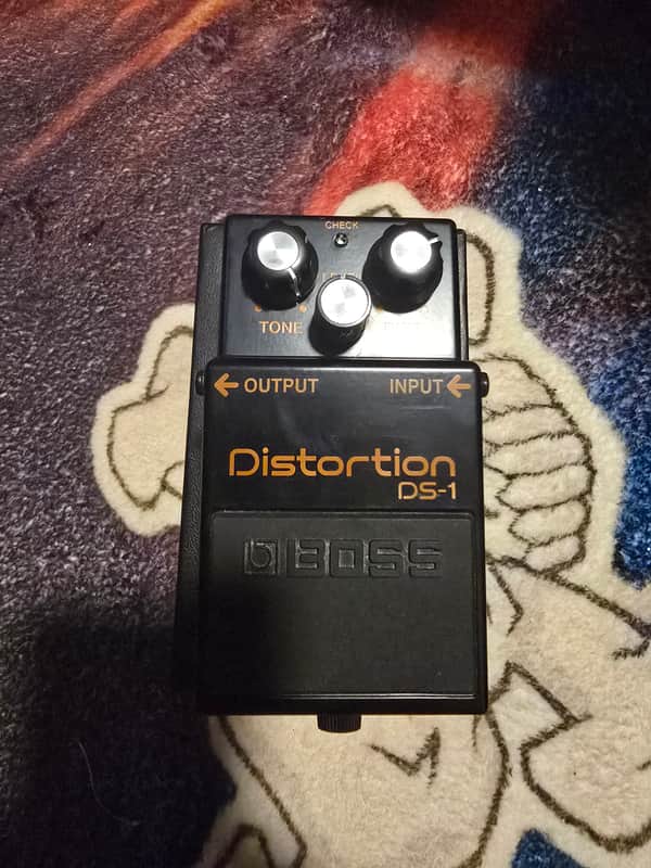 Boss DS-1-BK Distortion