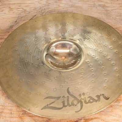 Zildjian 18" Medium Crash image 7