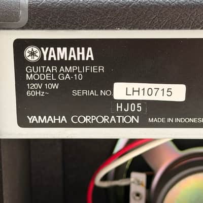 Yamaha GA-10 Practice Amplifier SN: LH10715 image 11