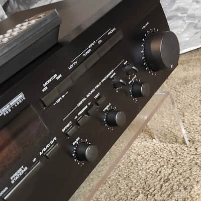 Yamaha Yamaha R-V98  vintage  Natural Sound AV receiver 1994 - Black image 5
