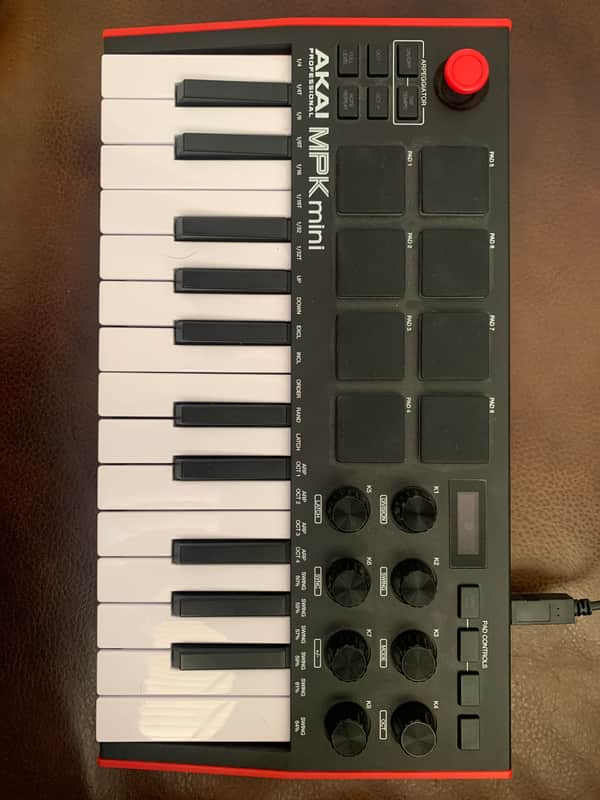 MPK Mini MKIII: Save $20.47! Compact, Pro-Quality MIDI Controller