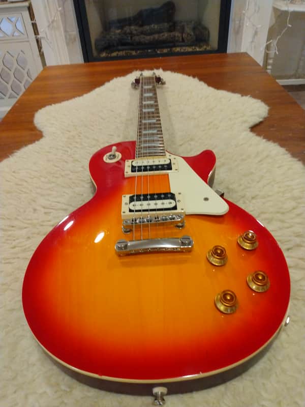 Epiphone 2010 Les Paul Traditional Pro Ltd Ed Cherry Burst w/Gibson Padded Bag image 1