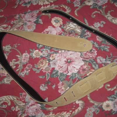 new (NO tags) Perri’s Leathers Ltd BM2-BLK 2" Soft Italian Premium Leather Black / Suede Tan (natural) Guitar Strap - main side is Black Leather / backing is Tan (natural) Suede [strap can be reversed] - adjustable length of 37" to about 50" image 9