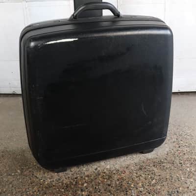 Samsonite 22x22x10 Hard Rolling Suitcase Vintage image 1