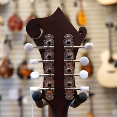 Eastman MD314 F-Style Oval Hole Mandolin Classic Finish w/Padded Gig Bag image 8