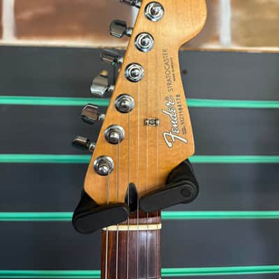 Fender Standard Stratocaster 2001 Electric Guitar image 11