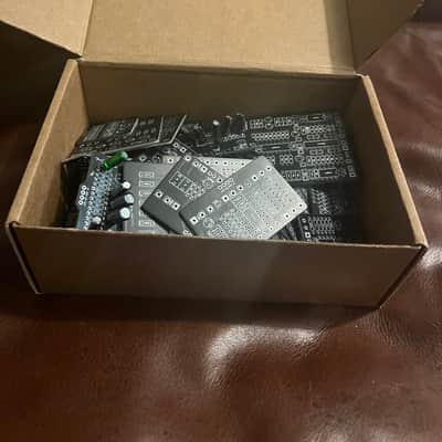 Pedal PCB Circuit boards in bulk! Lot of 76 circuits 2022 image 2