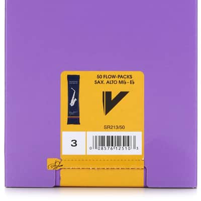 Vandoren Traditonal Alto Saxophone Reeds - 3.0 (50-pack) (5-pack) Bundle image 1