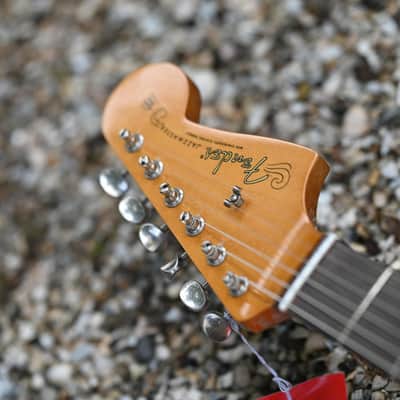 Fender Limited Edition Vintera II Road Worn 50s Jazzmaster- 3-Color Sunburst image 11