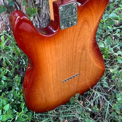 Fender Player Plus Nashville Telecaster 2023 - Present - Sienna Sunburst image 6