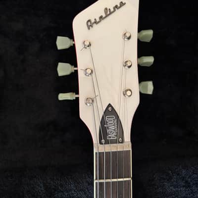 Eastwood Airline ‘59 3P DLX RED 2013 - Red image 3