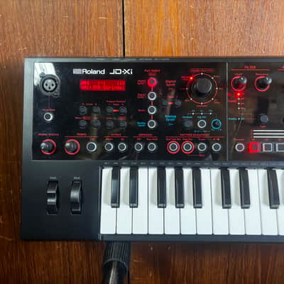 Roland JD-Xi Analog/Digital Synthesizer with Vocoder w/ power supply image 3