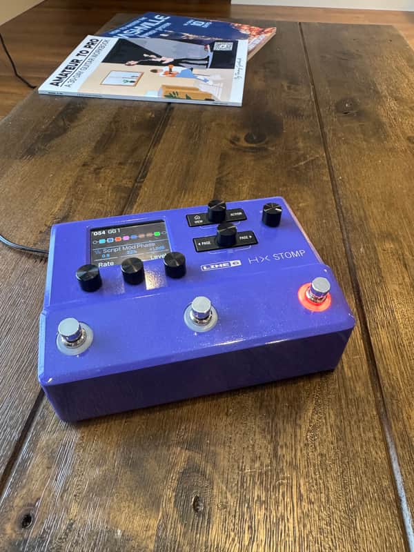 ギター LINE 6 HX STOMP Lightning Blue Line 6が人気ギタープロセッサーHelix Floor/HX Stompの限定カラー