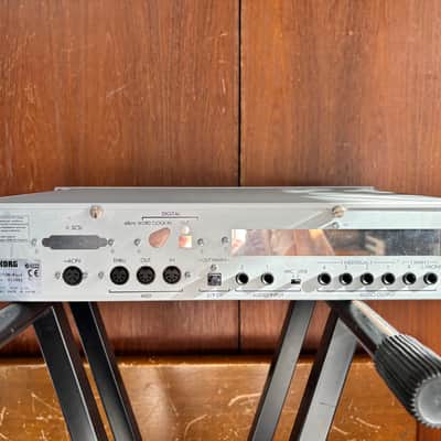 Korg Triton Rack Synthesizer/Sampler Workstation Ver 1.1.1 w/ power supply full simm image 7