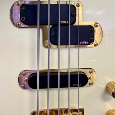 Yamaha BB5000-A 5 String Bass Neck Thru, Active Electronics, Cream White - Pre Owned image 4