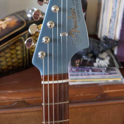 Fender Jazzmaster 60s Vintera 2022 - Ice Blue Metallic image 4