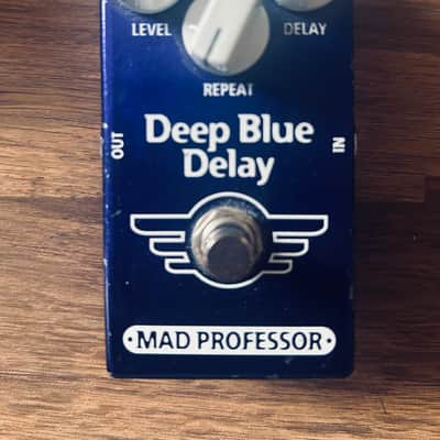 Immagine Mad Professor Deep Blue Delay PCB 2013 - Blue - 2