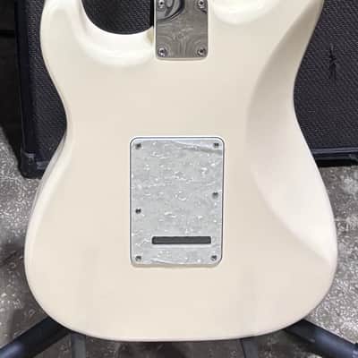 Fender Jimmie Vaughan Tex-Mex Signature Stratocaster 1996 - Present - Olympic White image 6