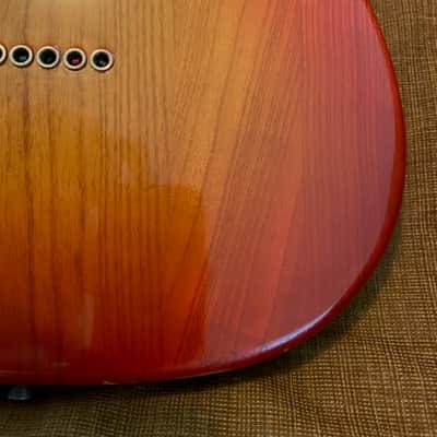 Right handed 1982 Fender Telecaster  - Sienna Sunburst image 7