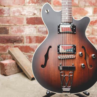 Maton BB1200JH Josh Homme Signature Tobacco Sunburst image 9