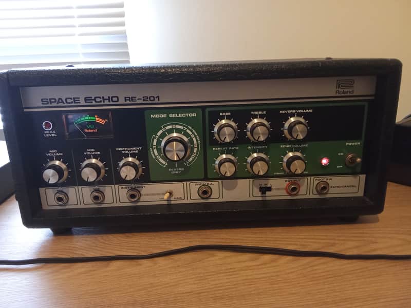 Roland RE-201 Space Echo Tape Delay / Reverb