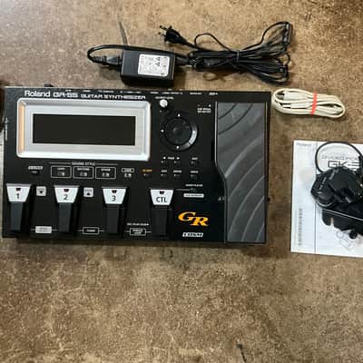 Roland GR-55GK-BK synthesizer module excellent - mint condition with Roland power supply, USB computer cable, GK3 pickup/ manual and long GK cable .