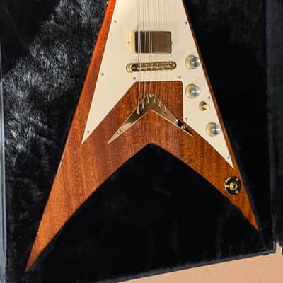 Dean USA Vengeance Mahogany Pickguard Gold Hardware V with Hard Case Gloss Natural USA VEN PG GN image 3